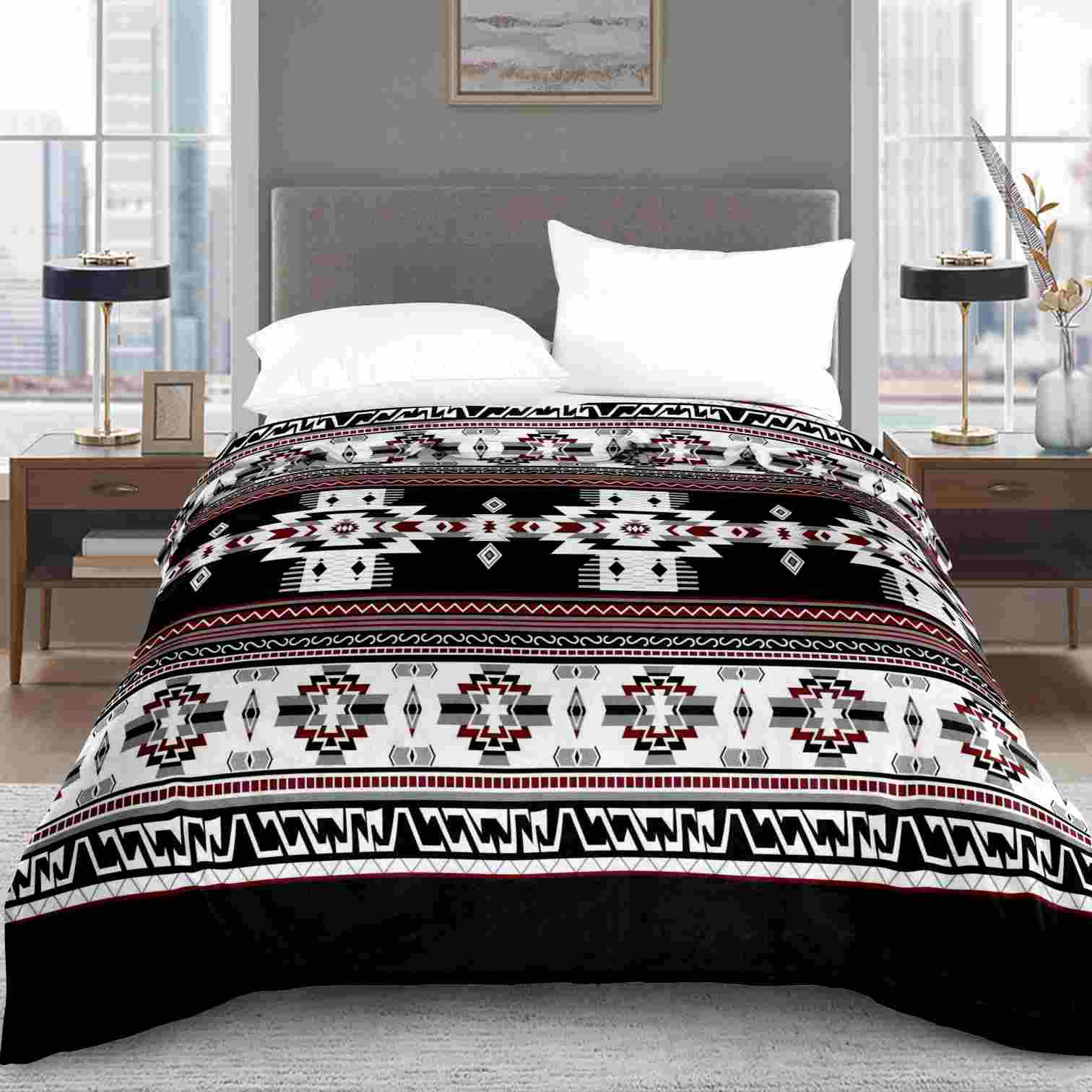 Q6gYOr1Y 4Eb3eCT3 Black Red White1.jpg